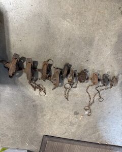 USED JUMP TRAPS(PACKAGE DEAL 10 TRAPS)